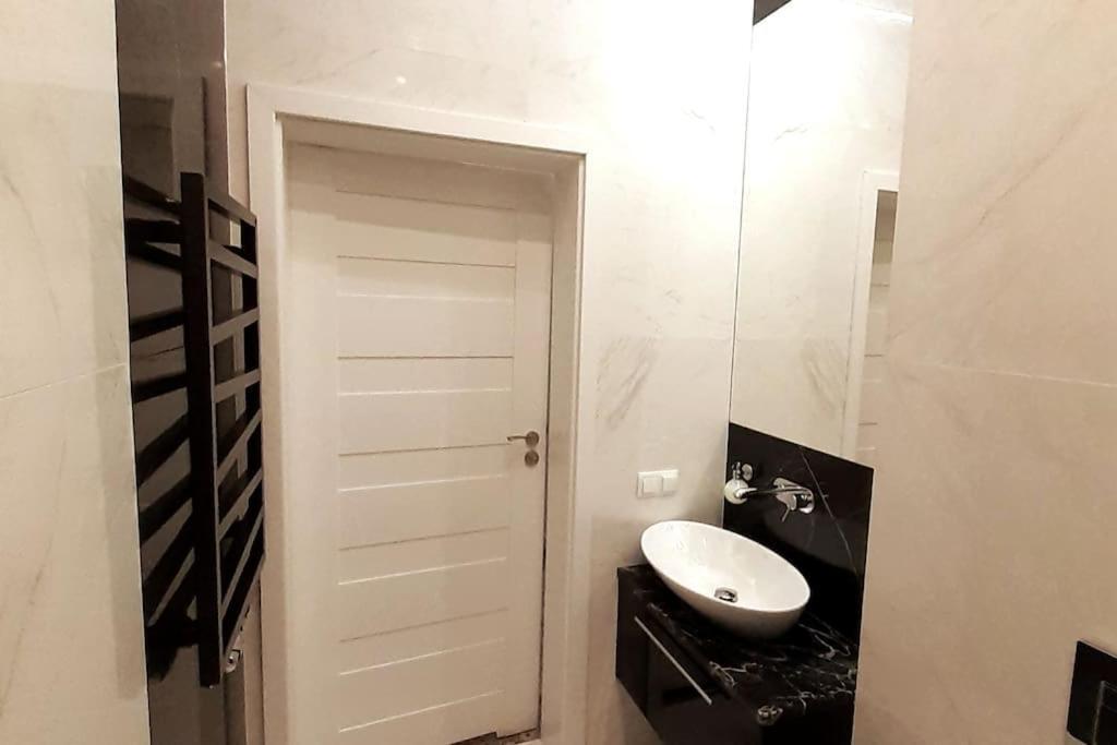 Luxury Apartment - Rakowicka 6 Cracóvia Exterior foto